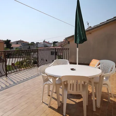 With Parking Space Srima - Vodice, - 6099 Apartamento Vodice