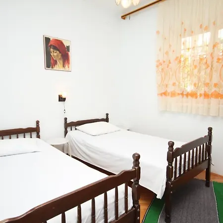 アパート With Parking Space Srima - Vodice, - 6099 ヴォディツェ